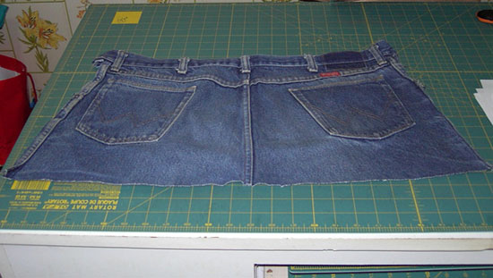 start a blue jean apron